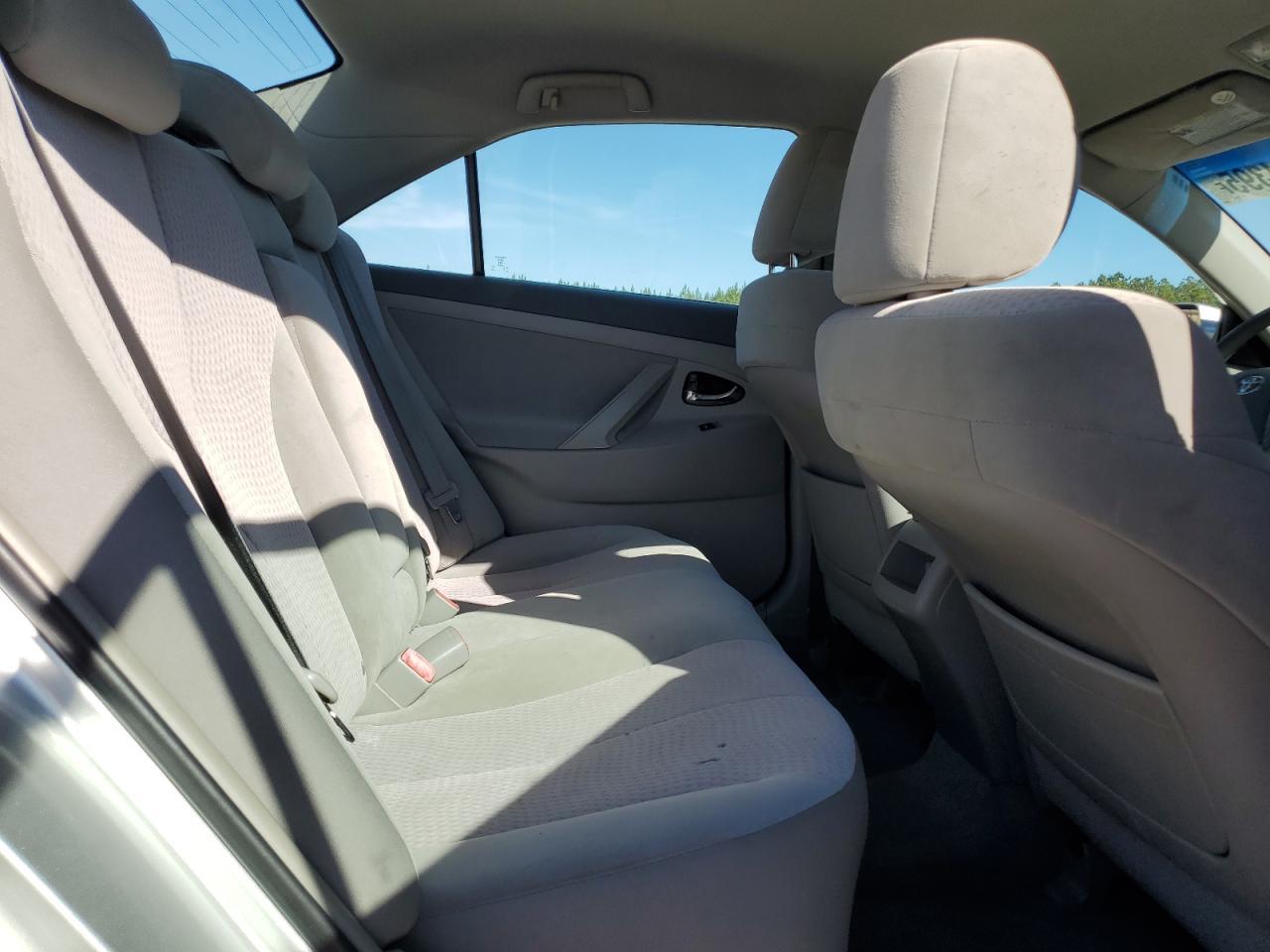 2011 TOYOTA CAMRY