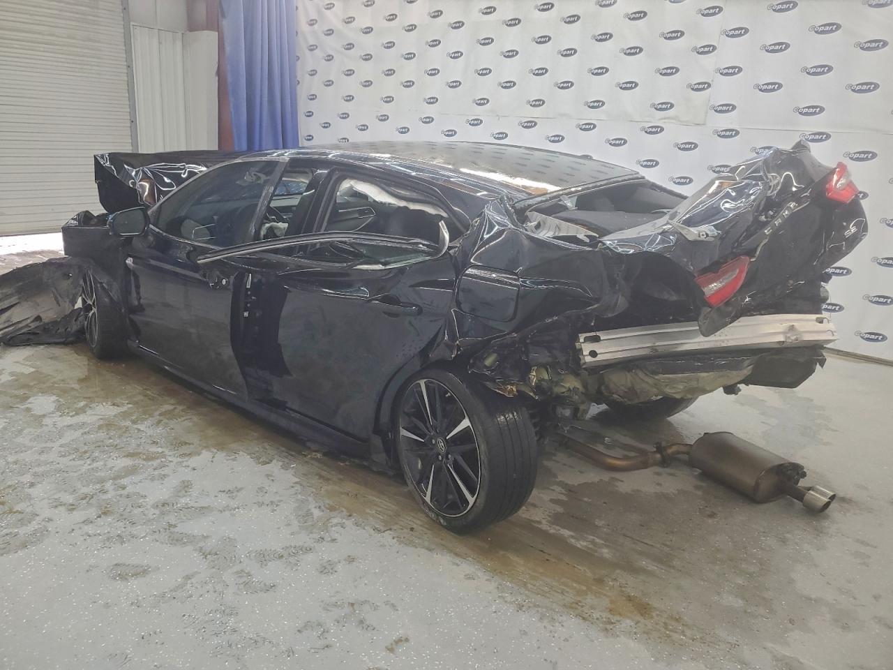 2018 TOYOTA CAMRY
