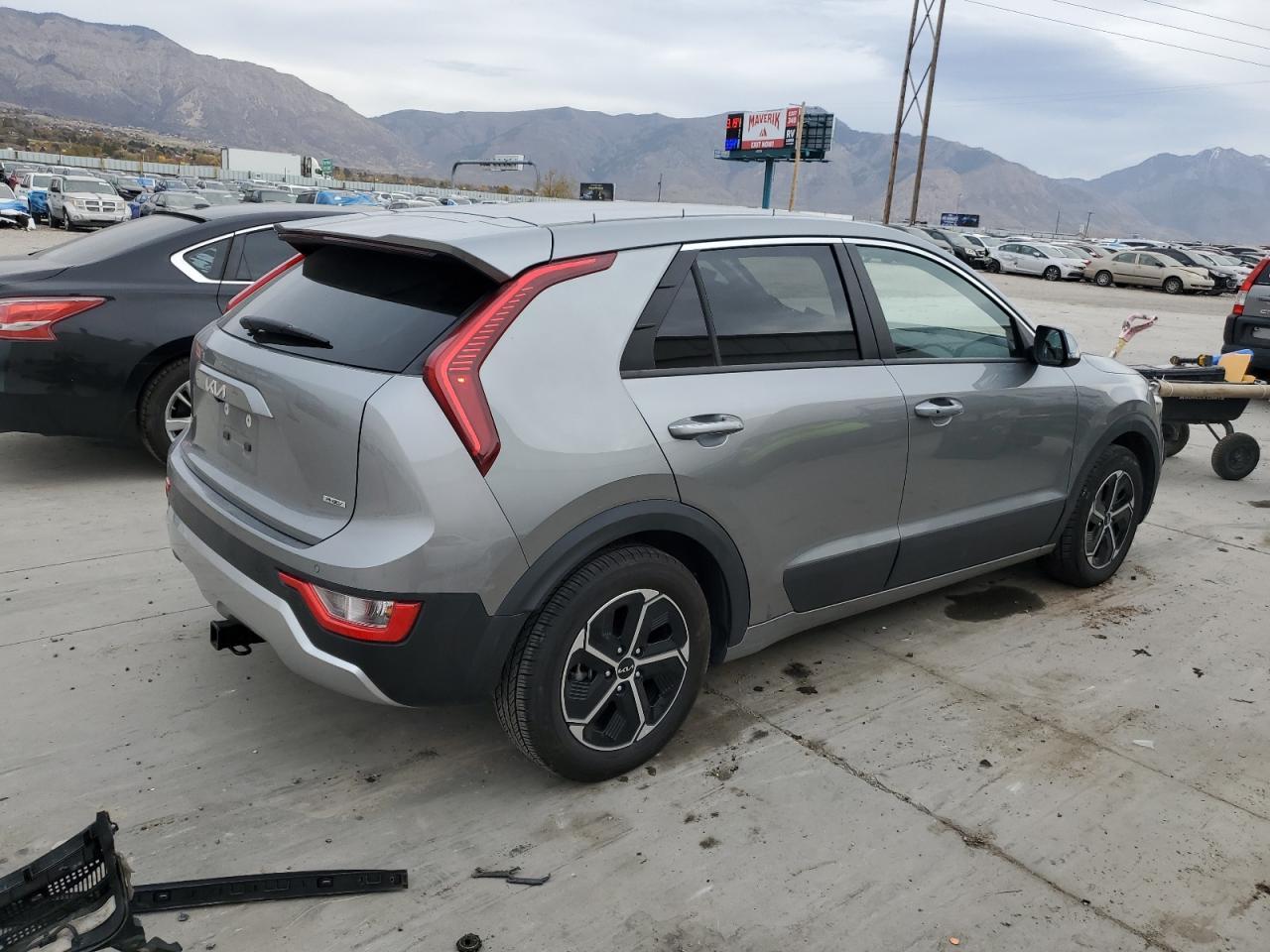 2023 KIA Niro