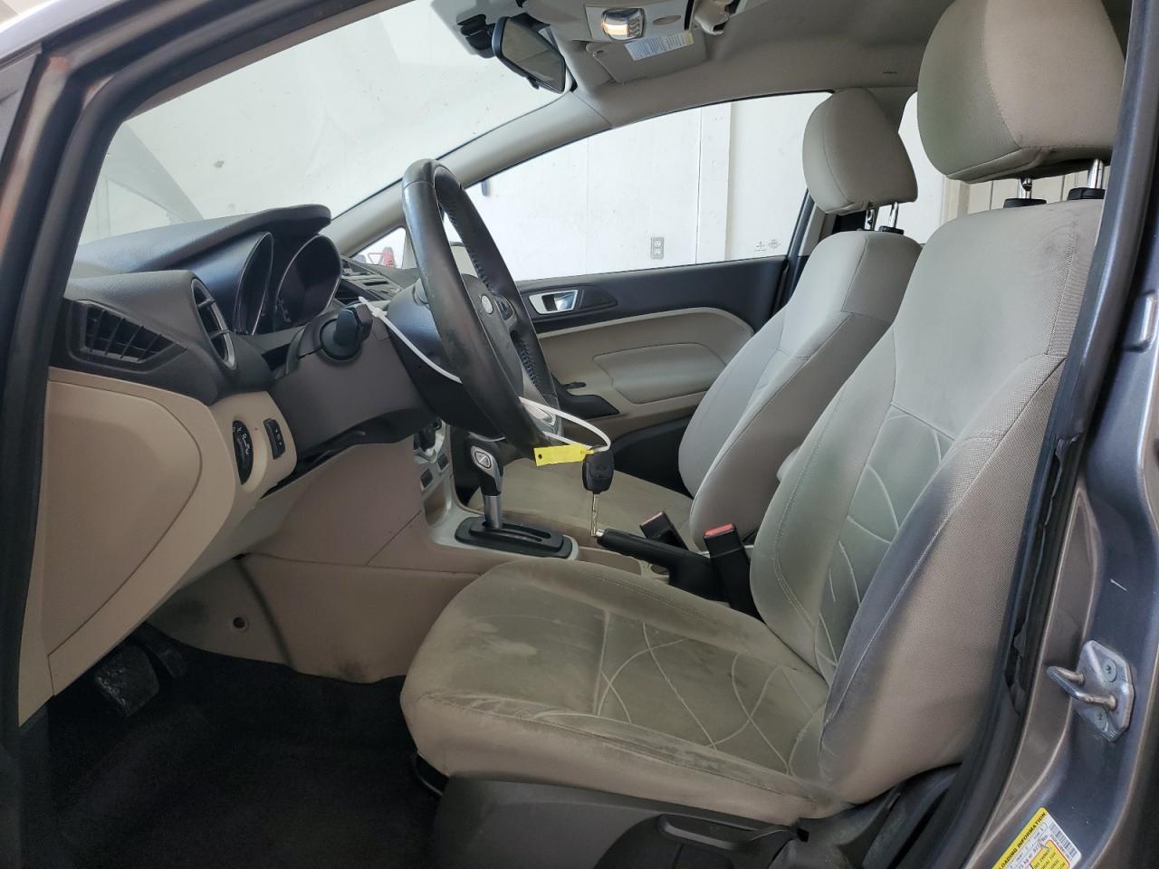 2014 FORD Fiesta