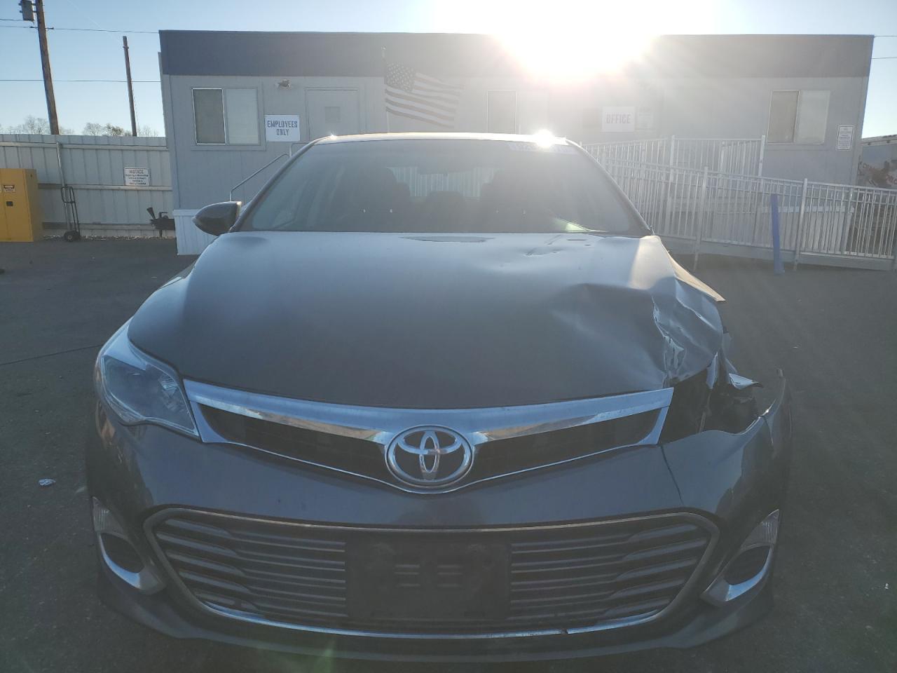 2013 TOYOTA Avalon