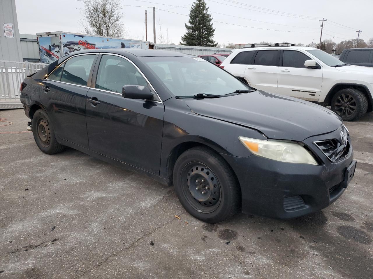 2011 TOYOTA CAMRY