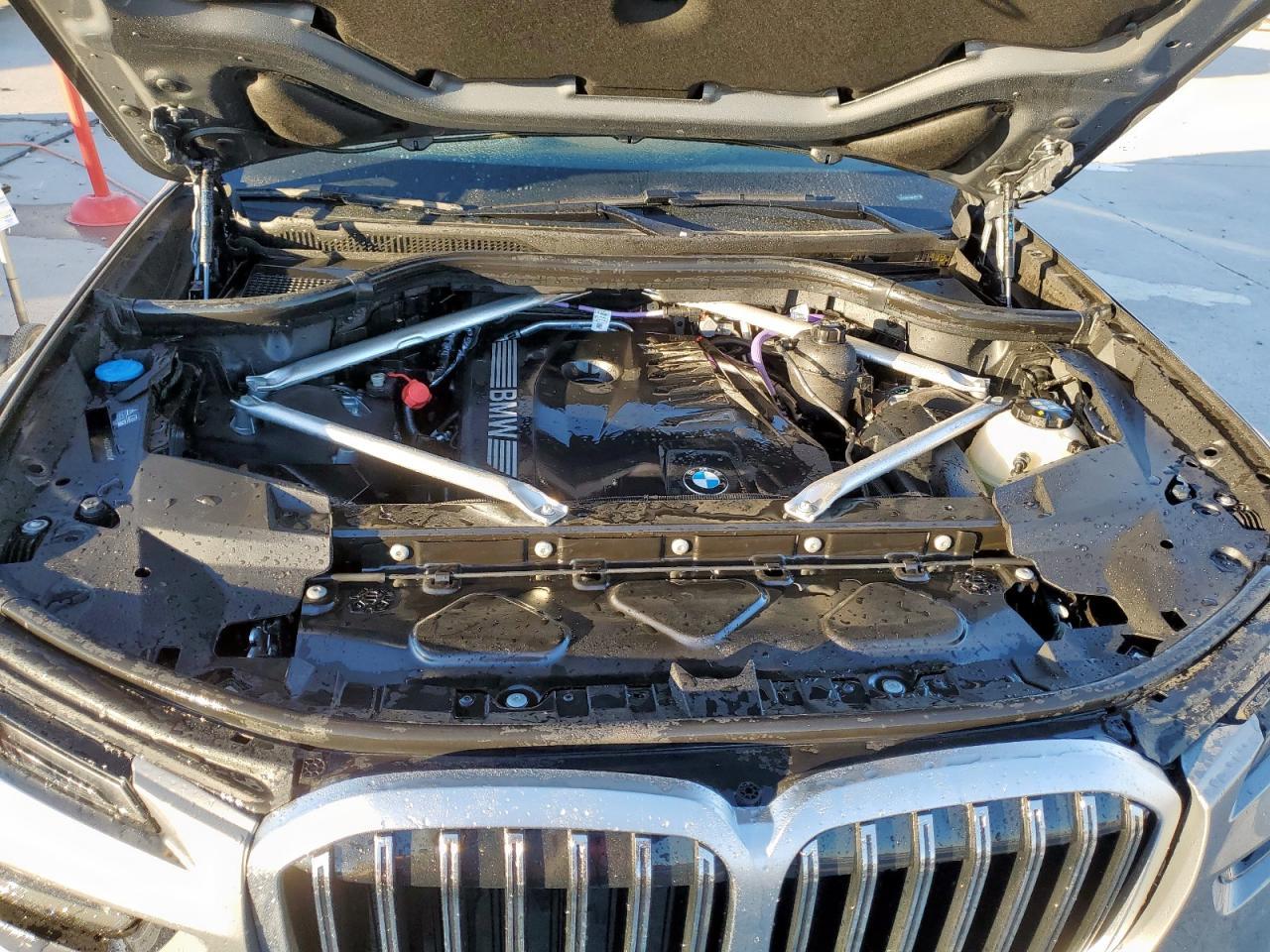 2025 BMW X7