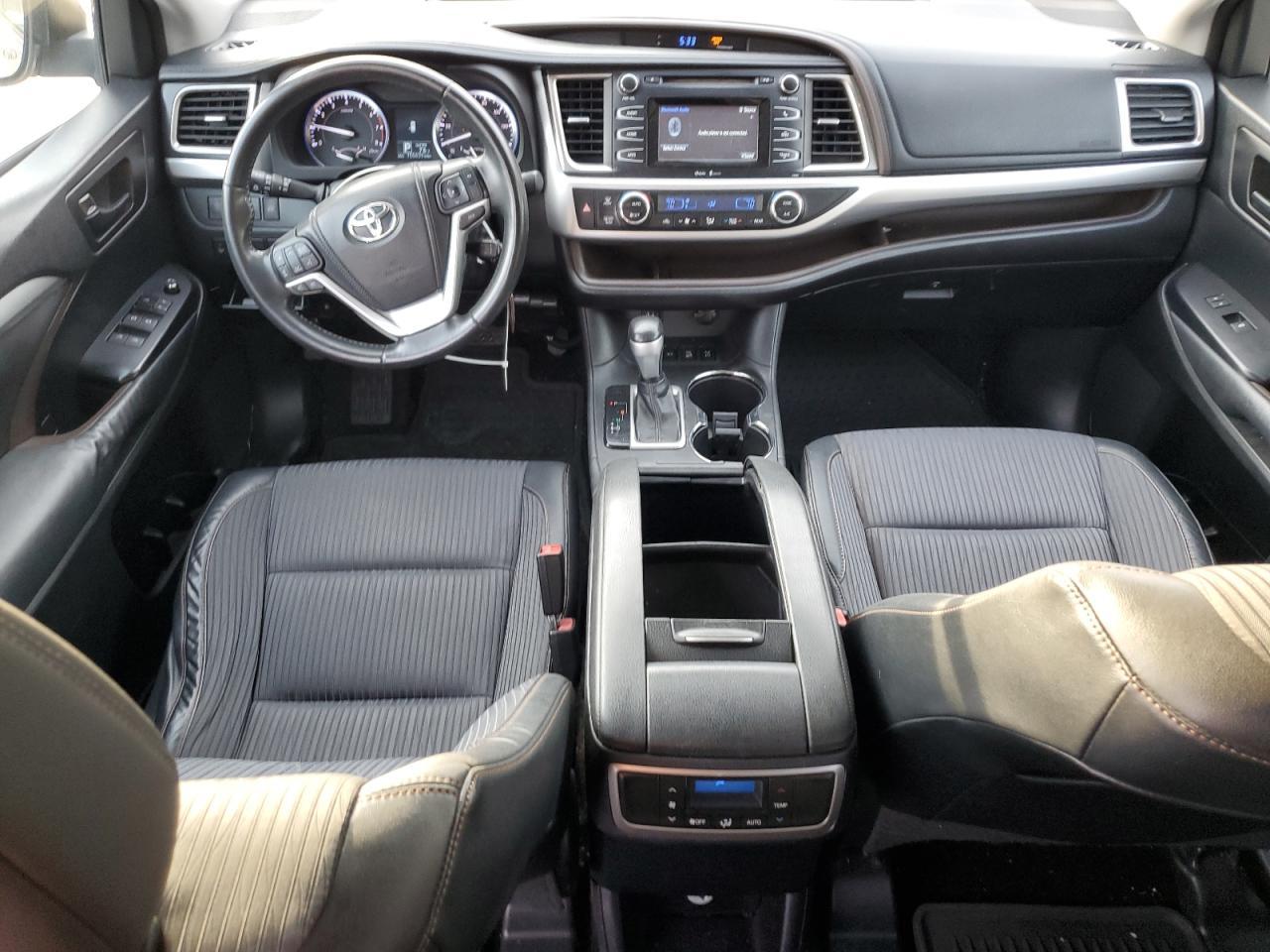 2014 TOYOTA HIGHLANDER