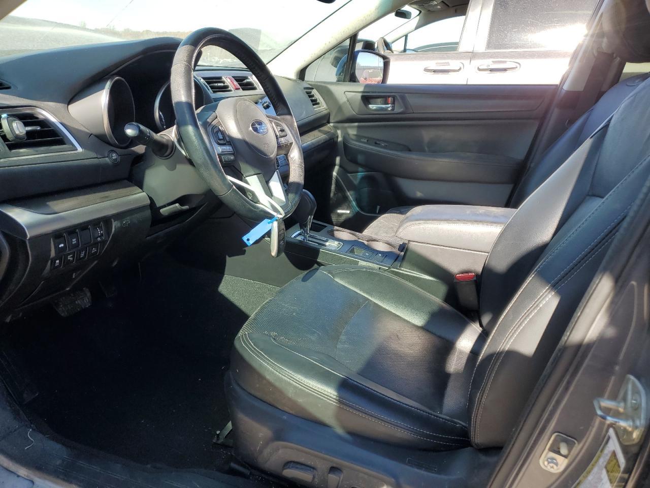 2016 SUBARU Legacy