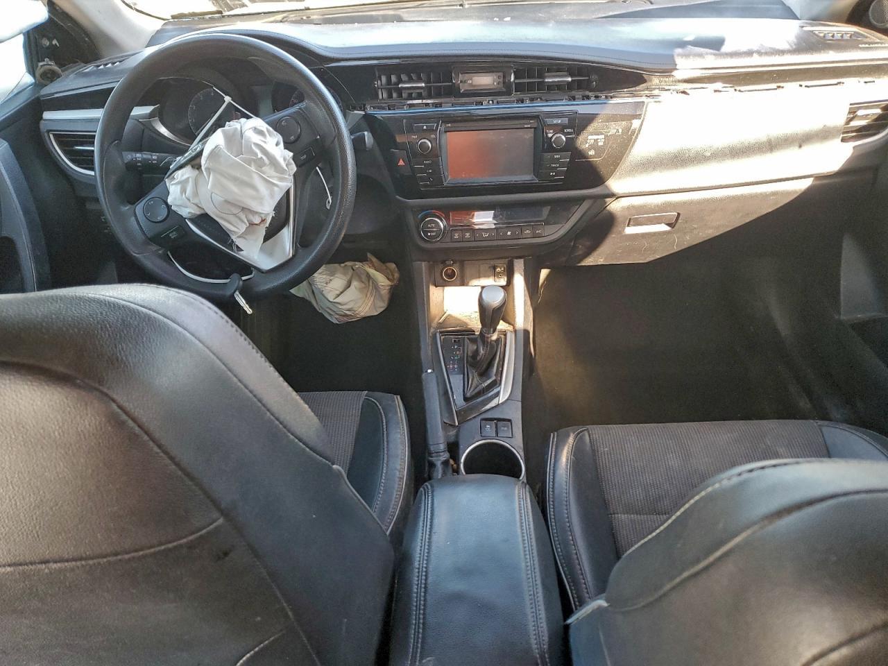 2015 TOYOTA COROLLA