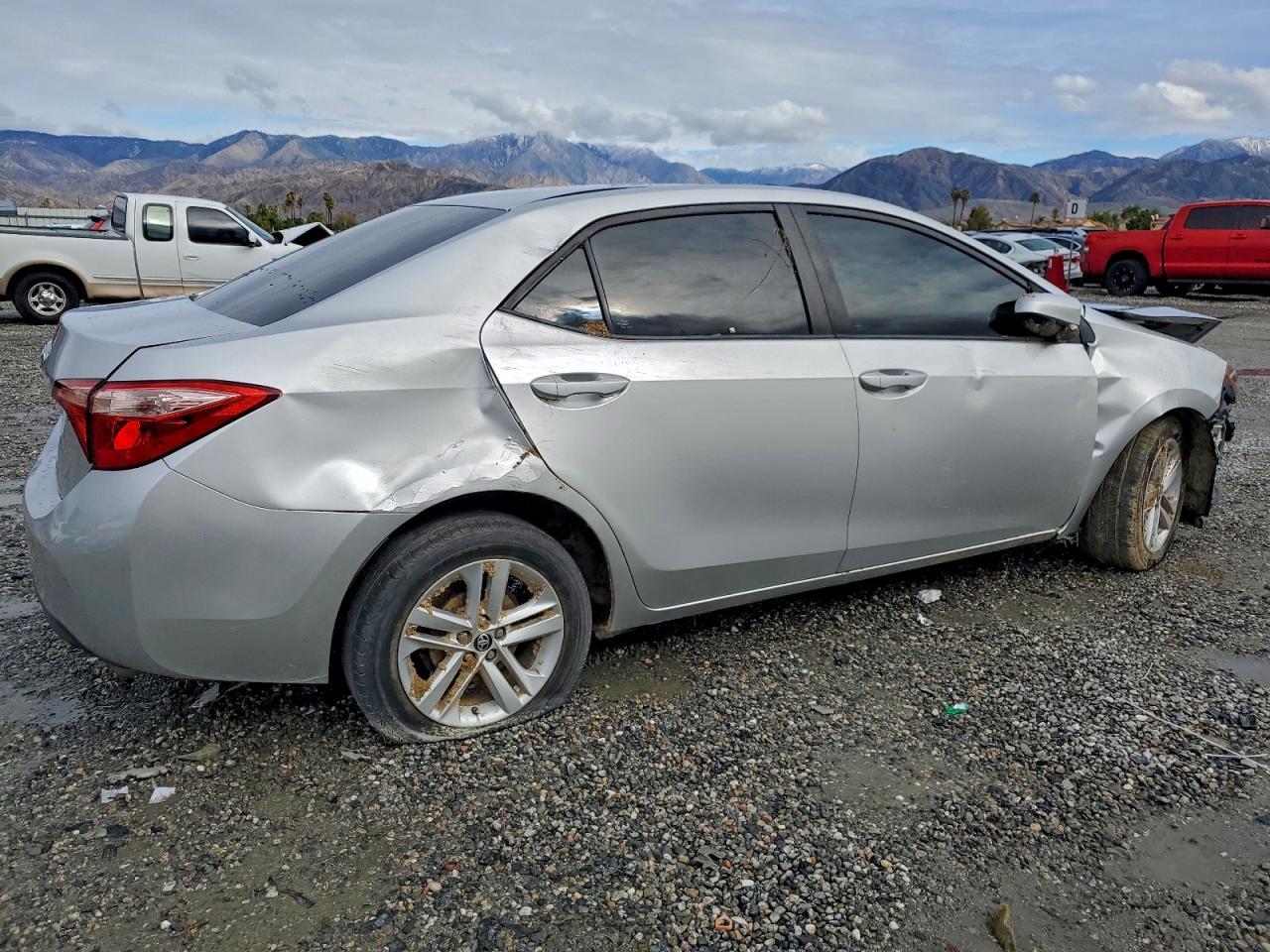2017 TOYOTA COROLLA