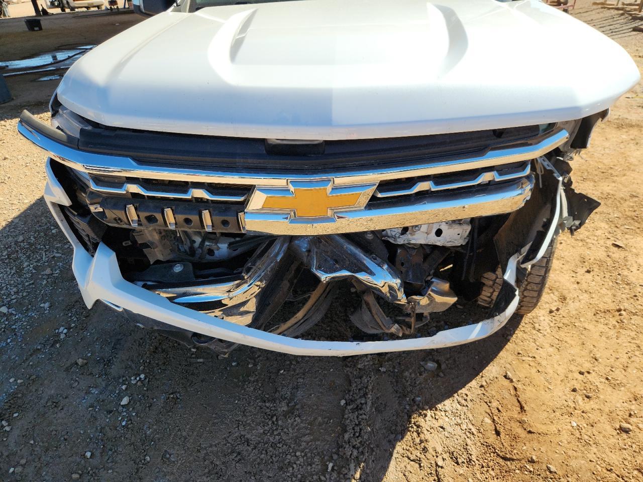 2024 CHEVROLET Silverado