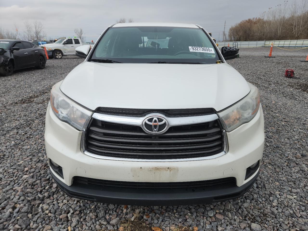 2016 TOYOTA HIGHLANDER