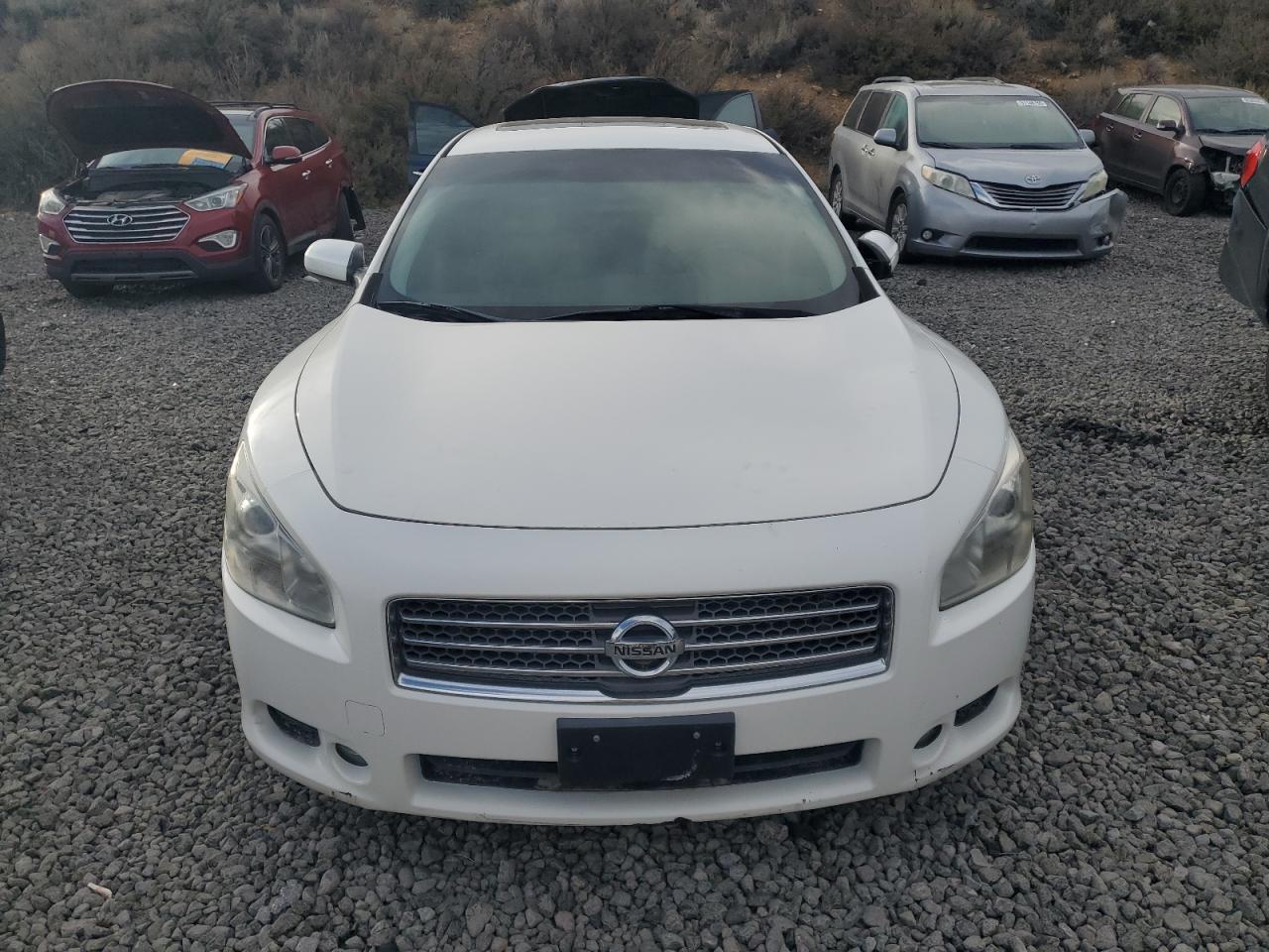 2009 NISSAN Maxima
