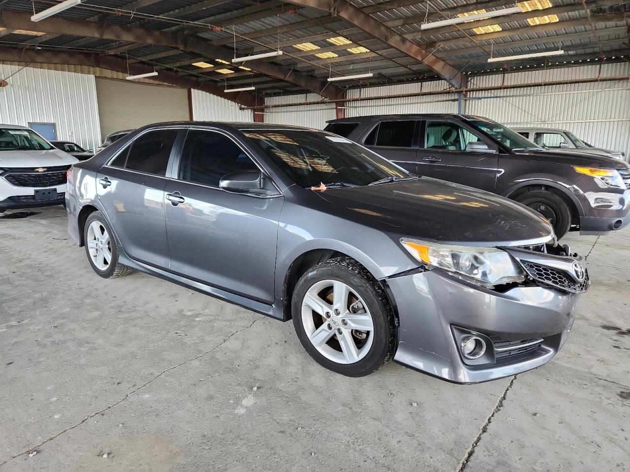 2012 TOYOTA CAMRY
