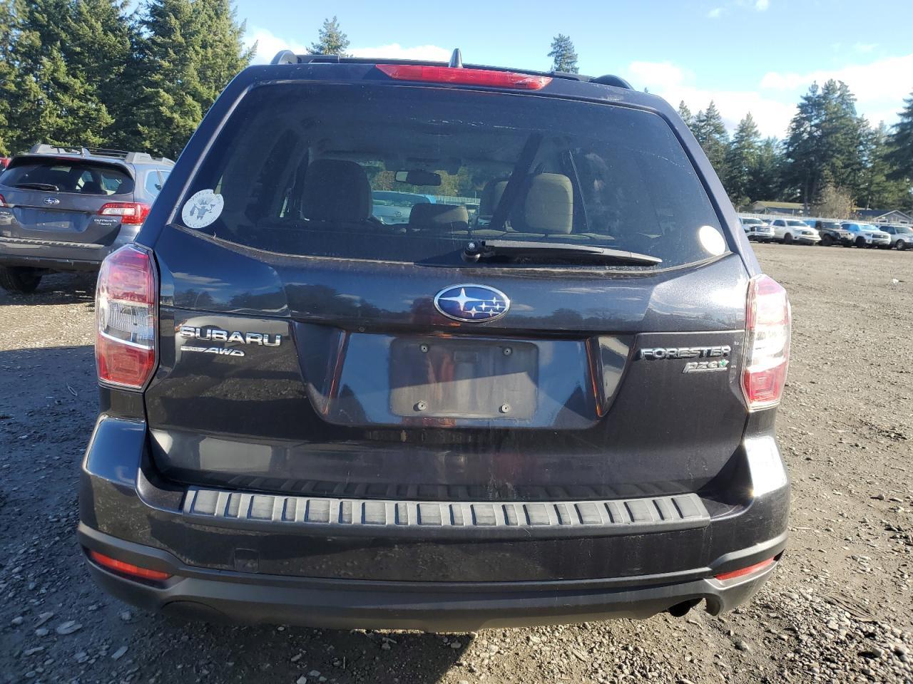 2016 SUBARU FORESTER