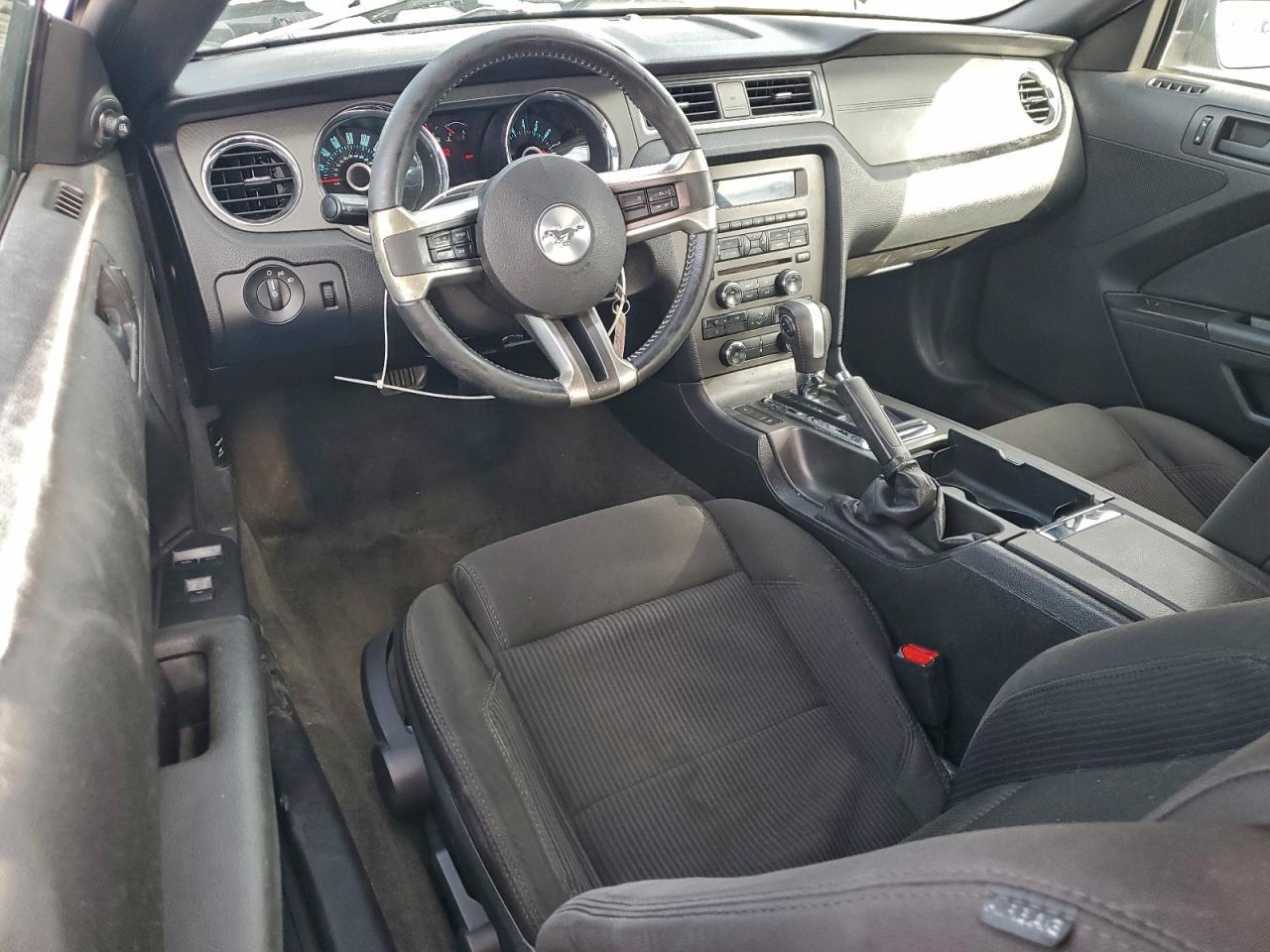 2013 FORD MUSTANG