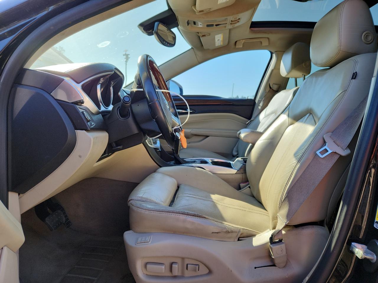 2010 CADILLAC SRX