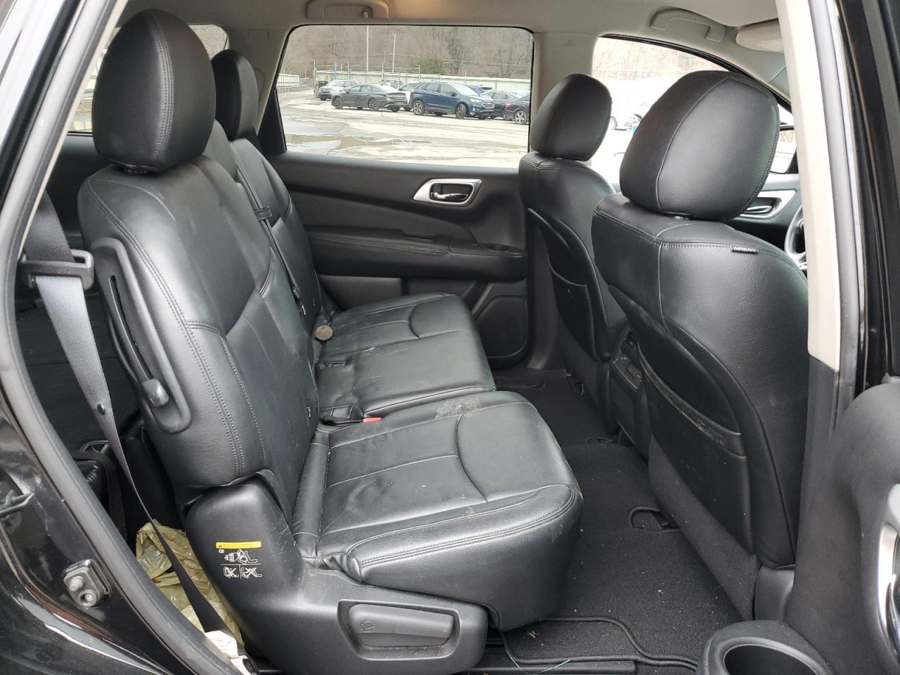 2016 NISSAN PATHFINDER