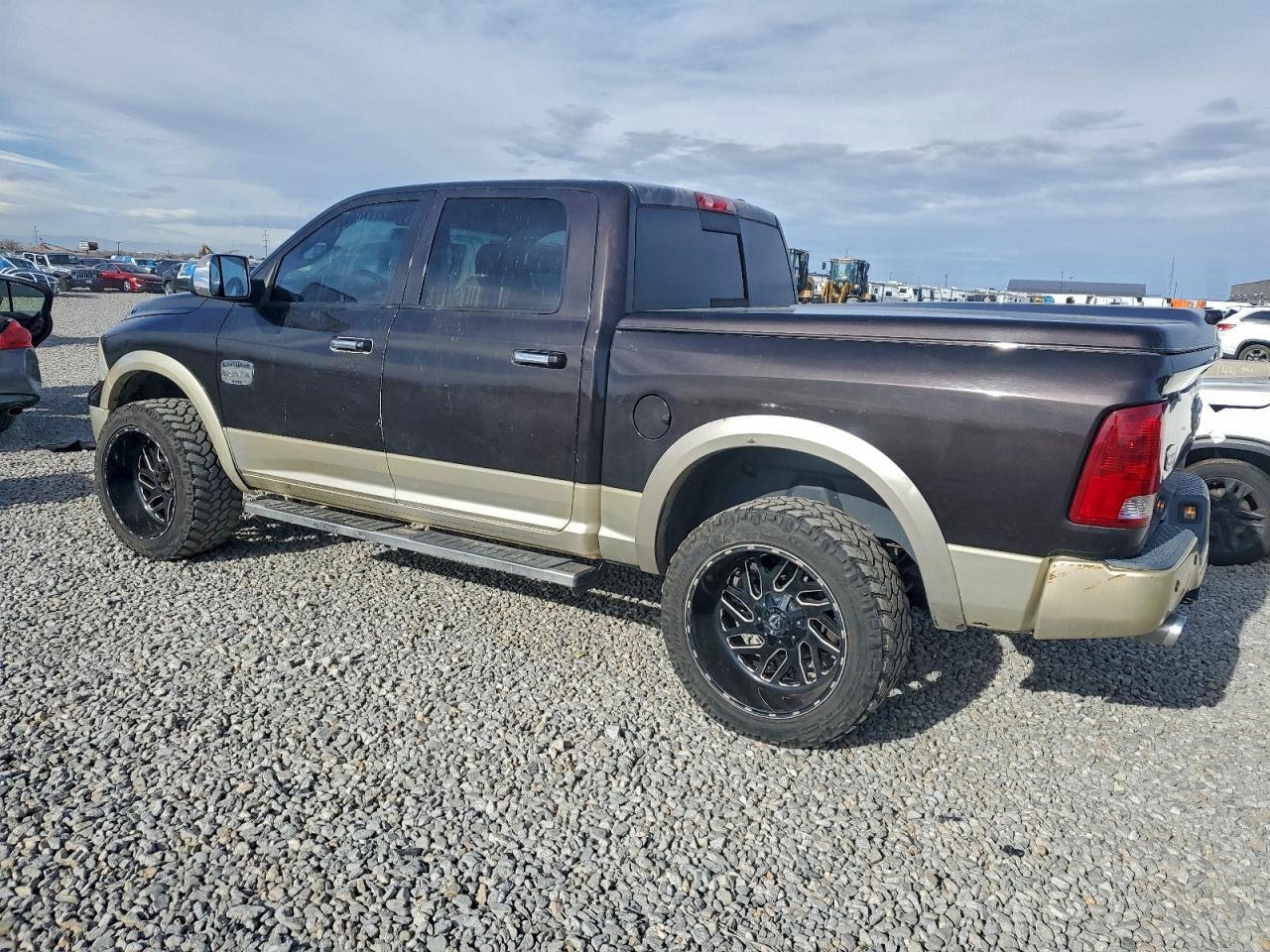 2011 DODGE RAM 1500