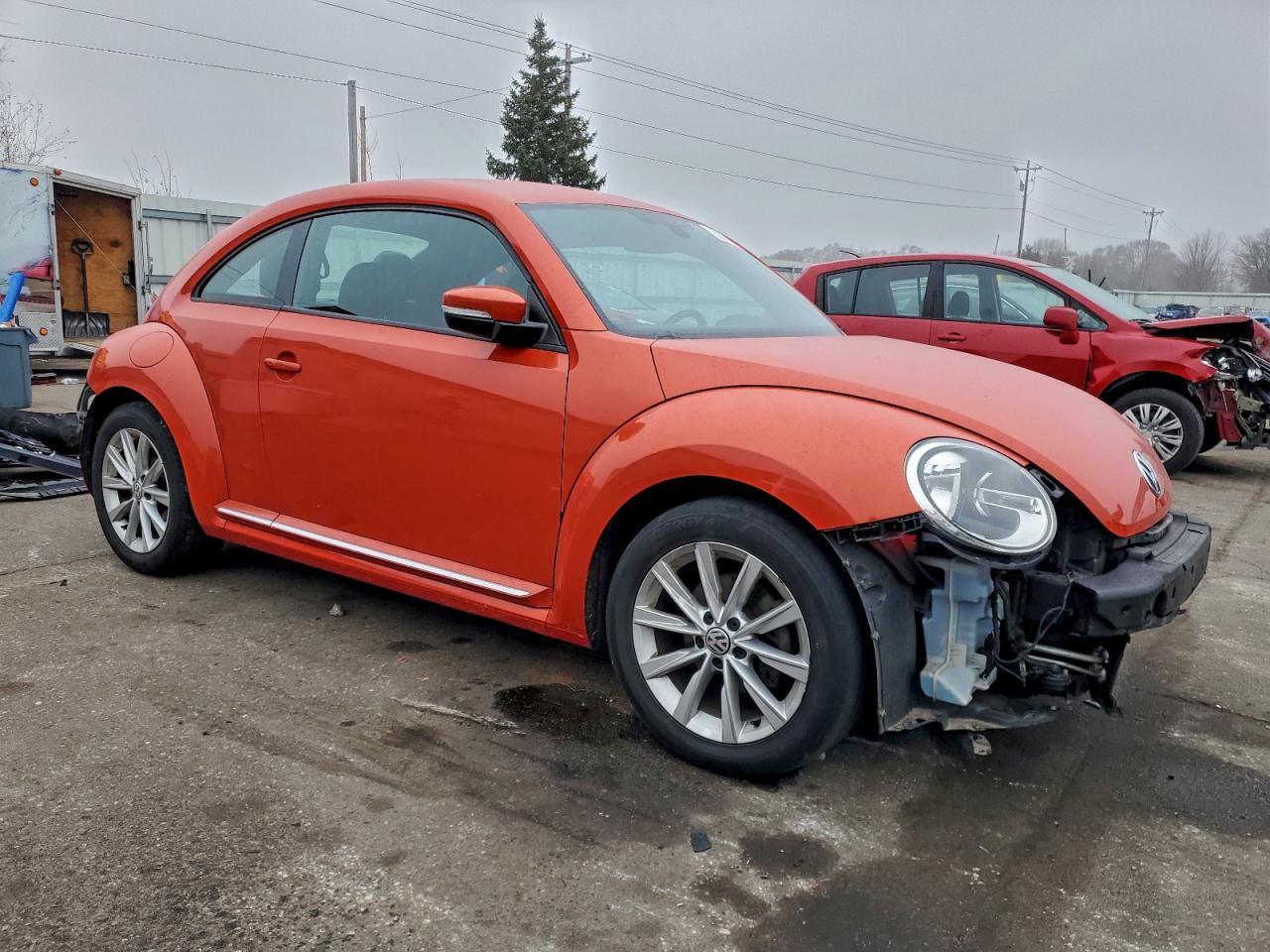 2018 VOLKSWAGEN Beetle