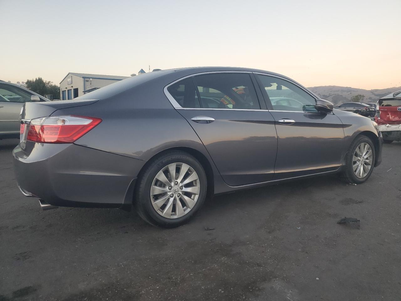 2015 HONDA ACCORD