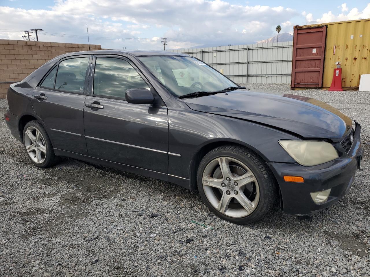 2002 LEXUS IS 300