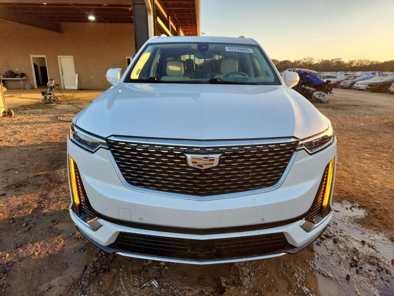 2022 CADILLAC XT6