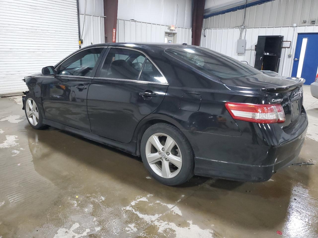 2010 TOYOTA CAMRY