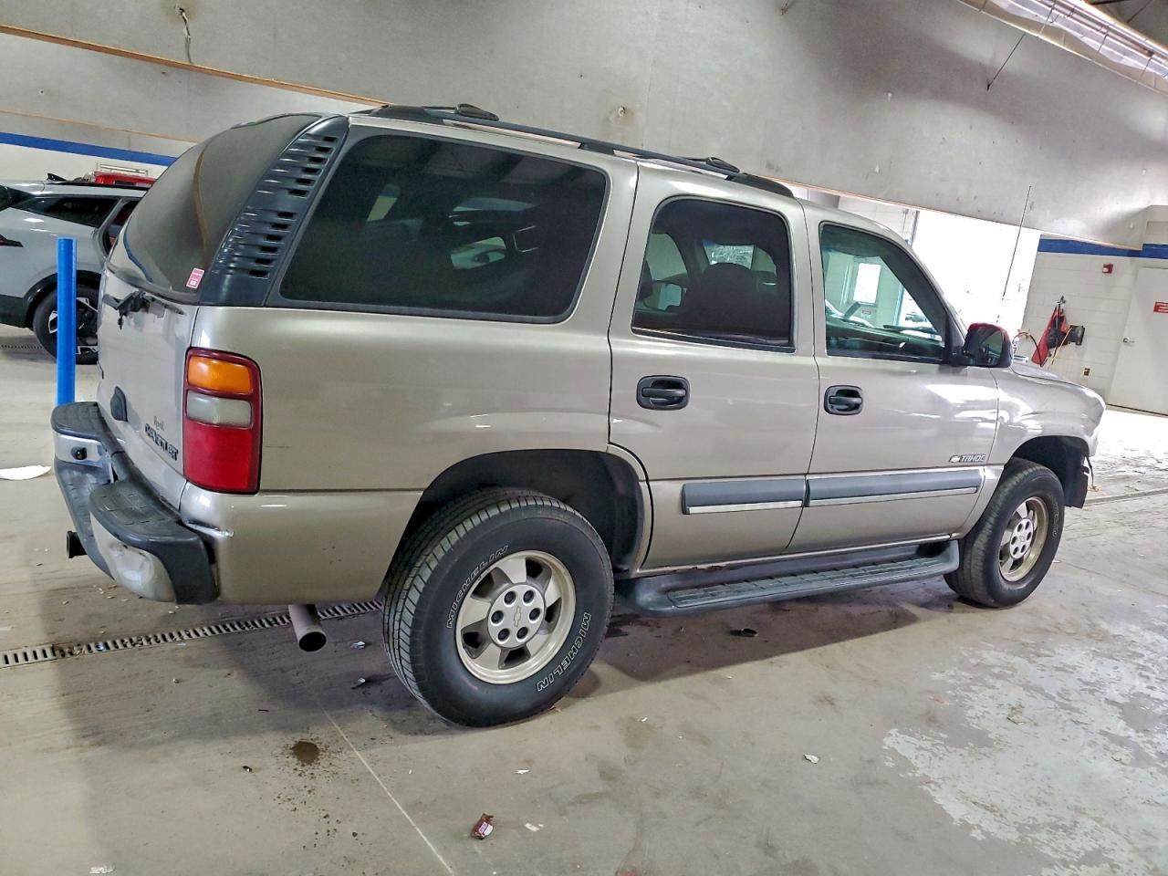 2003 CHEVROLET Tahoe