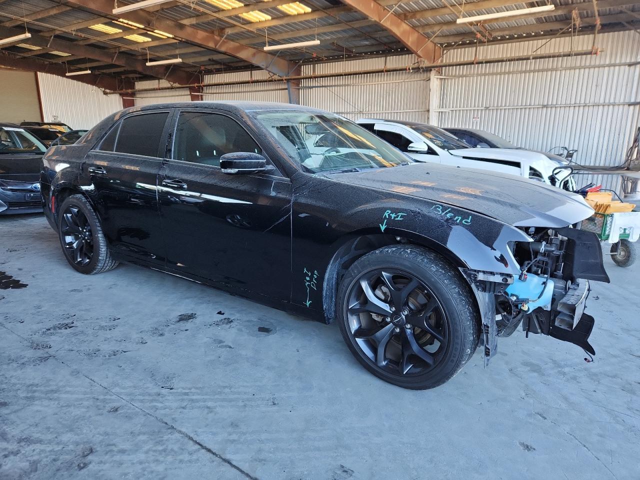 2023 CHRYSLER 300