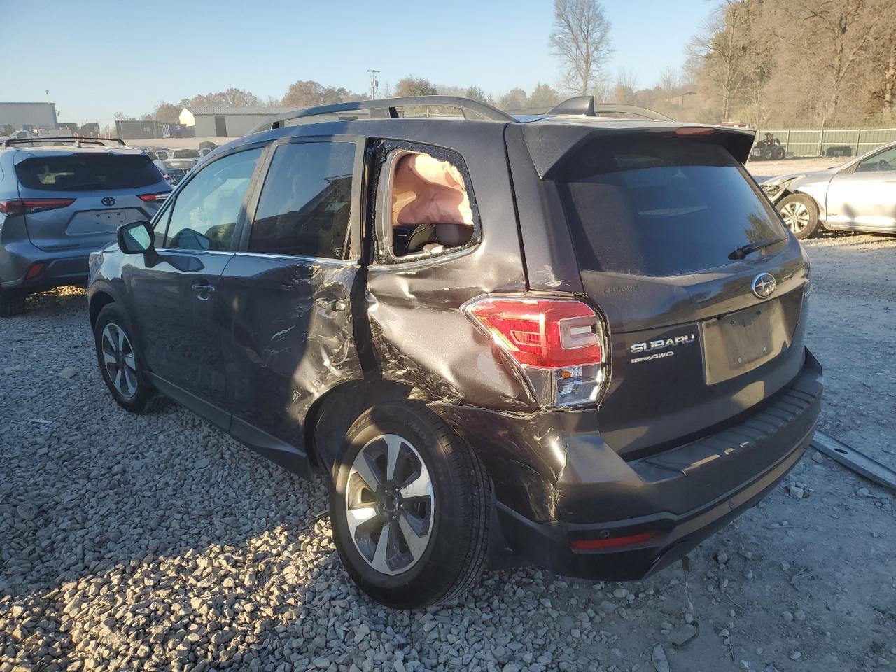 2017 SUBARU FORESTER