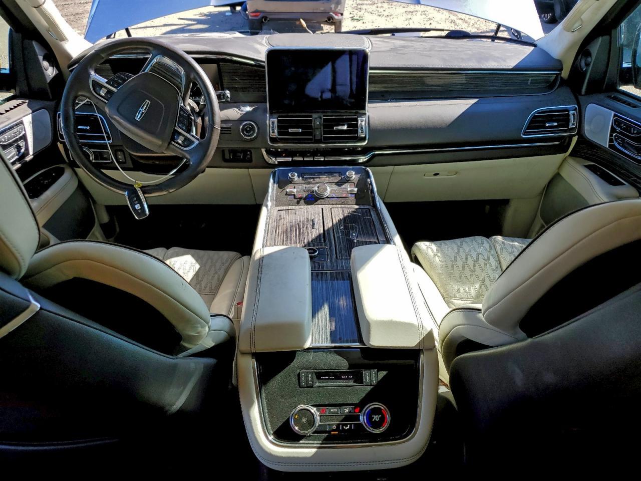 2019 LINCOLN Navigator