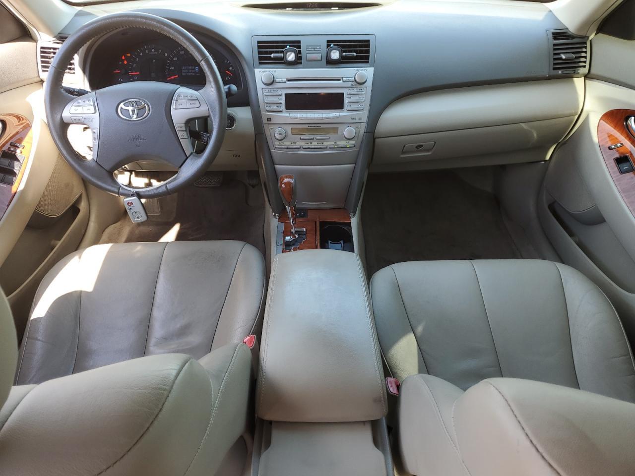 2010 TOYOTA CAMRY