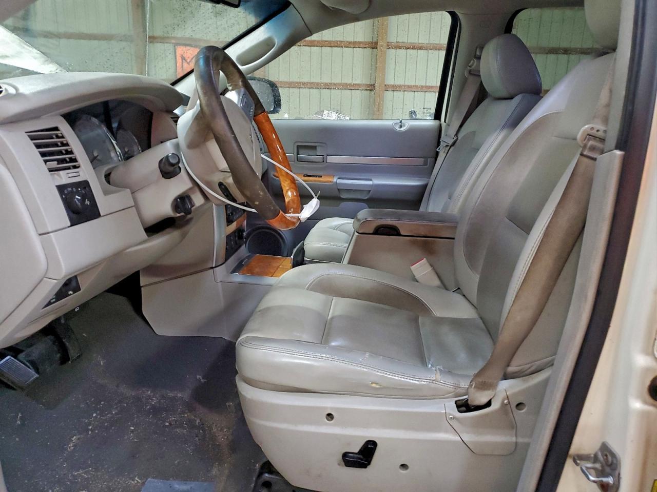 2008 CHRYSLER Aspen
