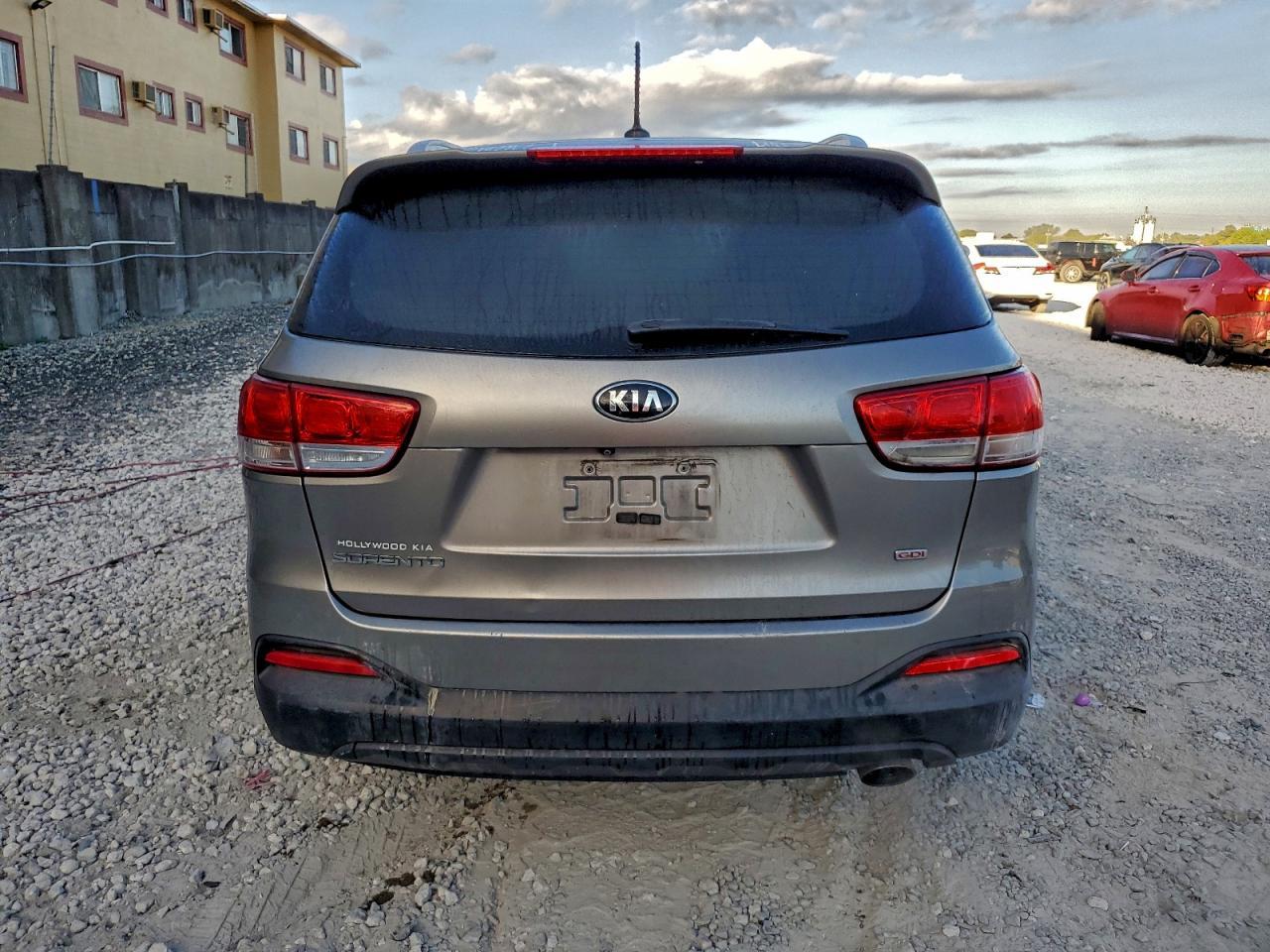2016 KIA SORENTO