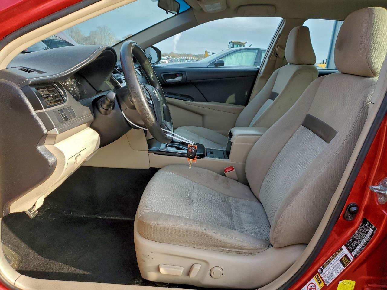 2014 TOYOTA CAMRY