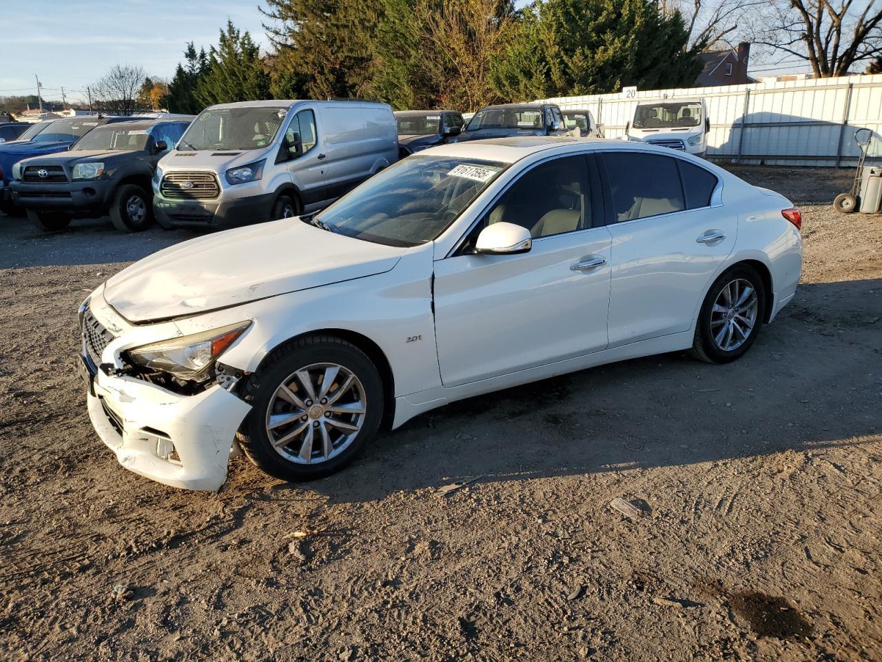 2016 INFINITI Q50