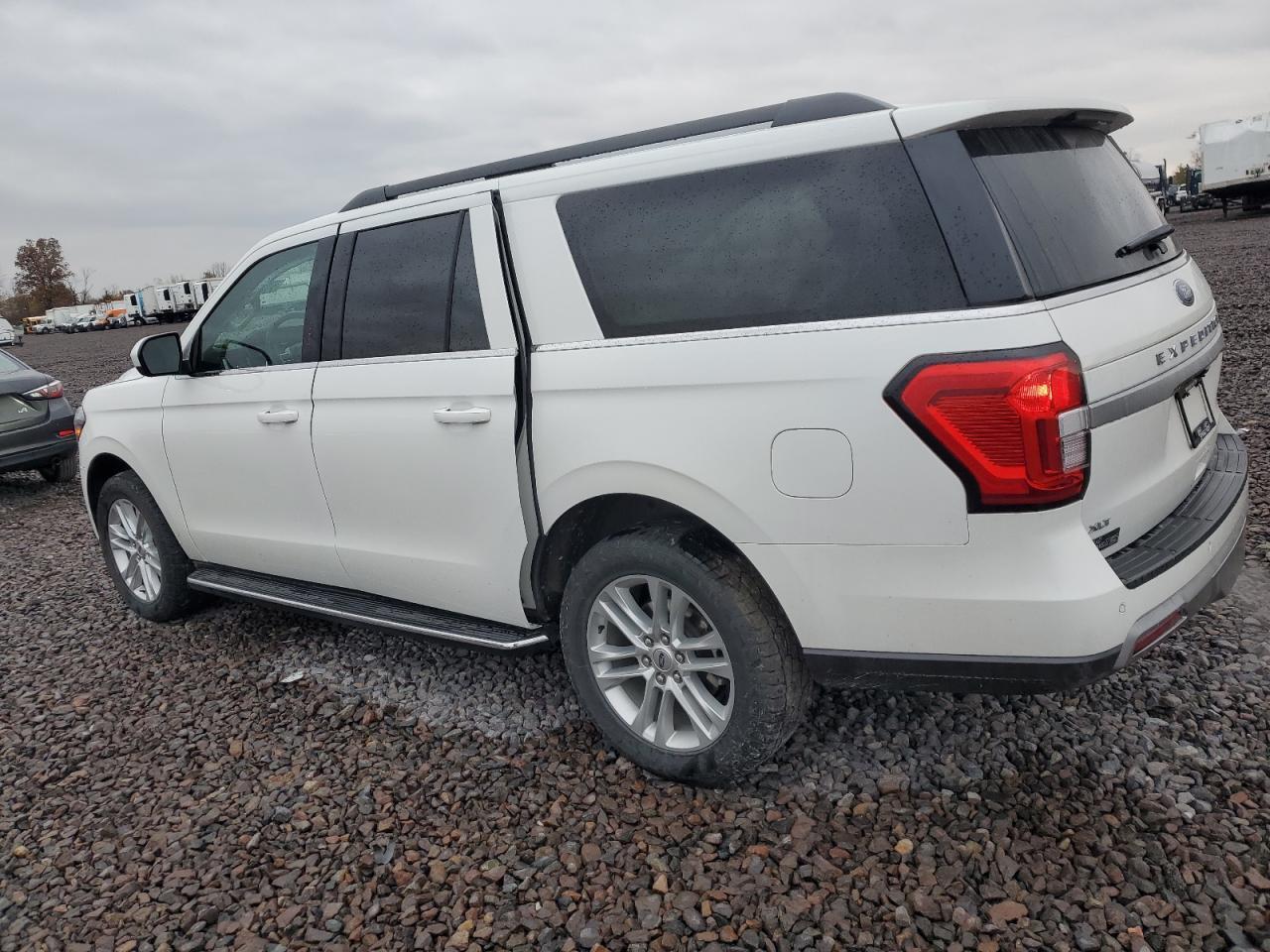 2023 FORD Expedition
