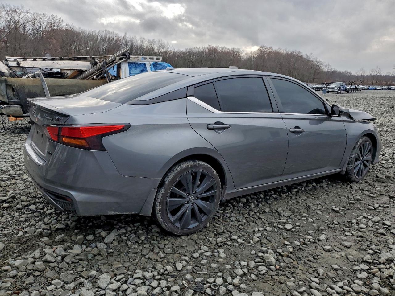 2022 NISSAN ALTIMA