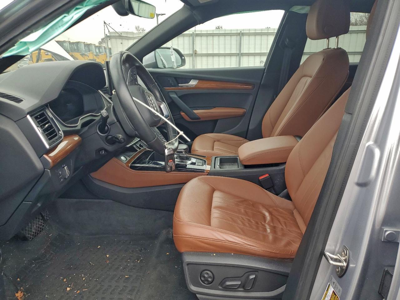 2022 AUDI Q5