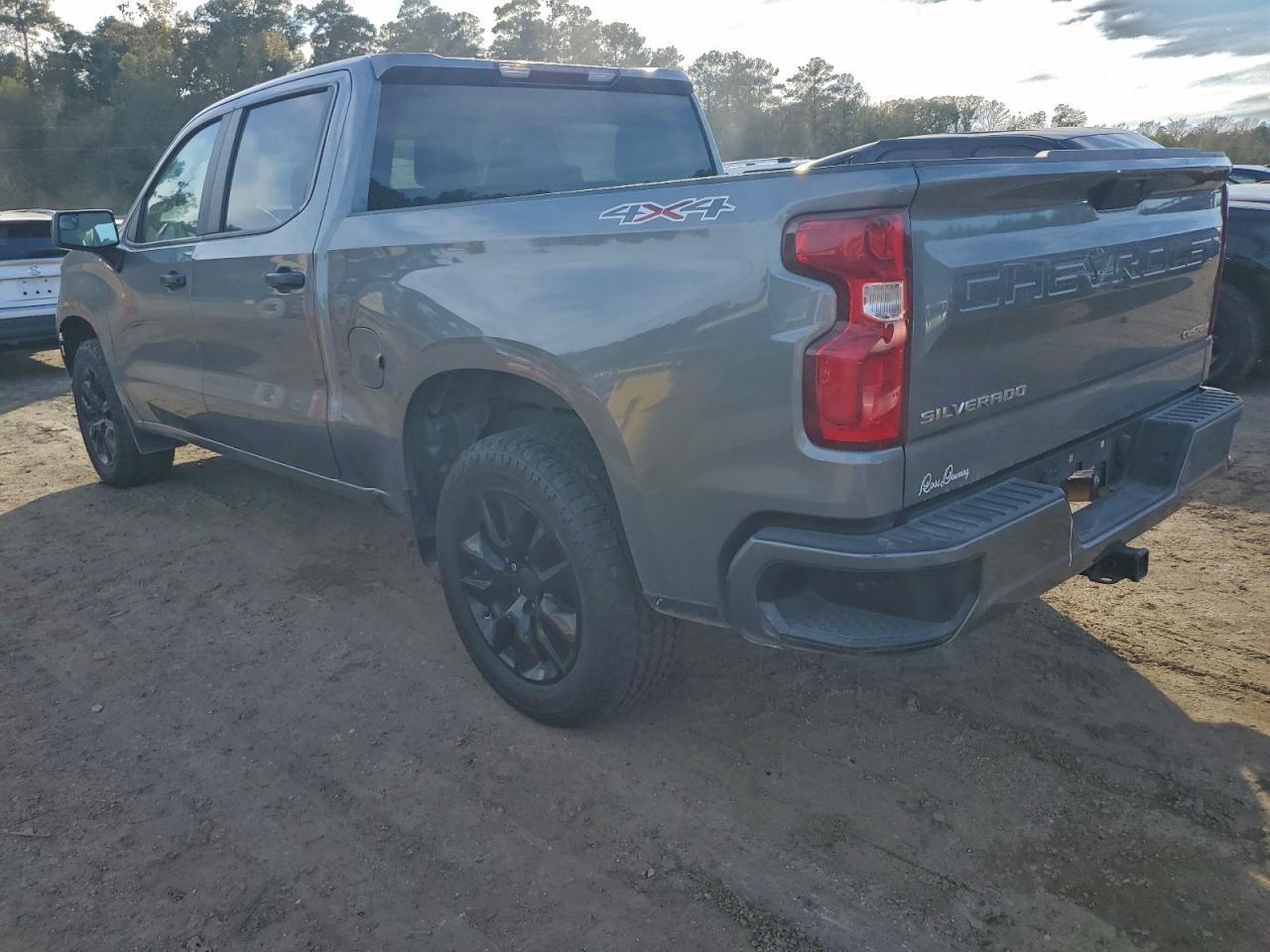 2022 CHEVROLET Silverado