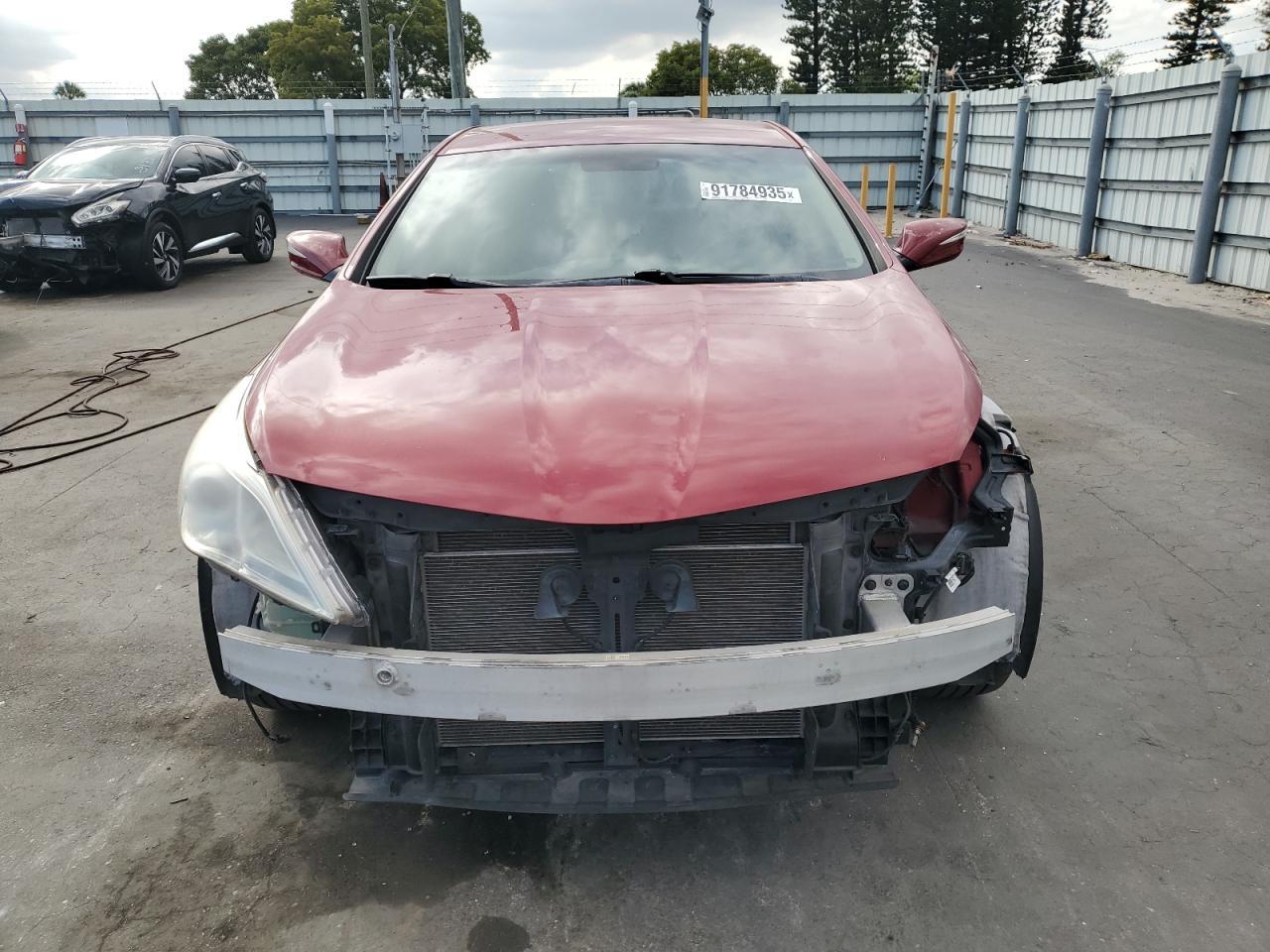 2012 HYUNDAI Azera