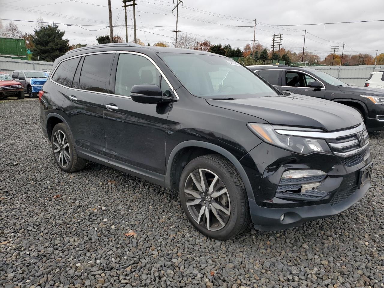 2017 HONDA PILOT