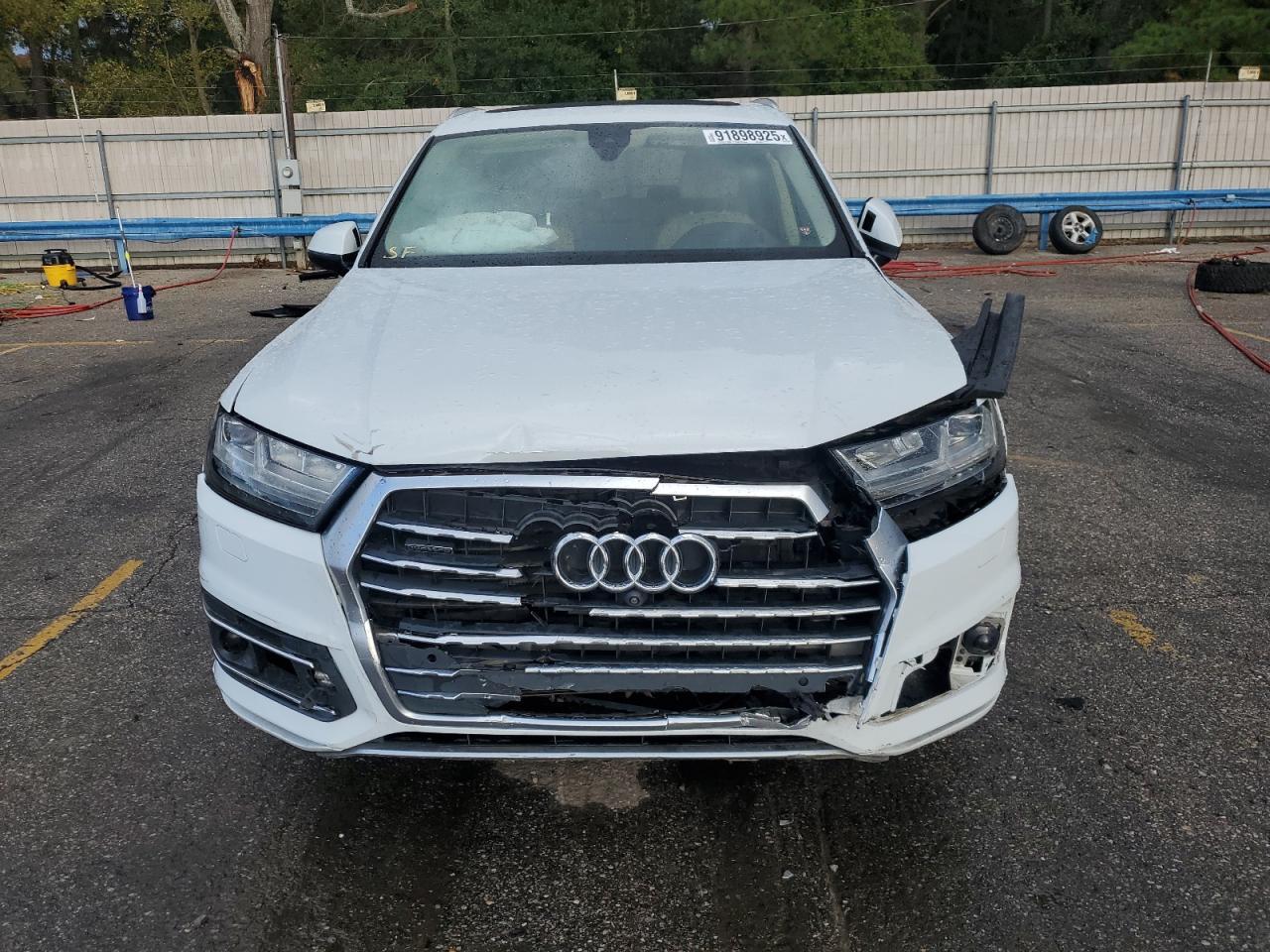 2018 AUDI Q7