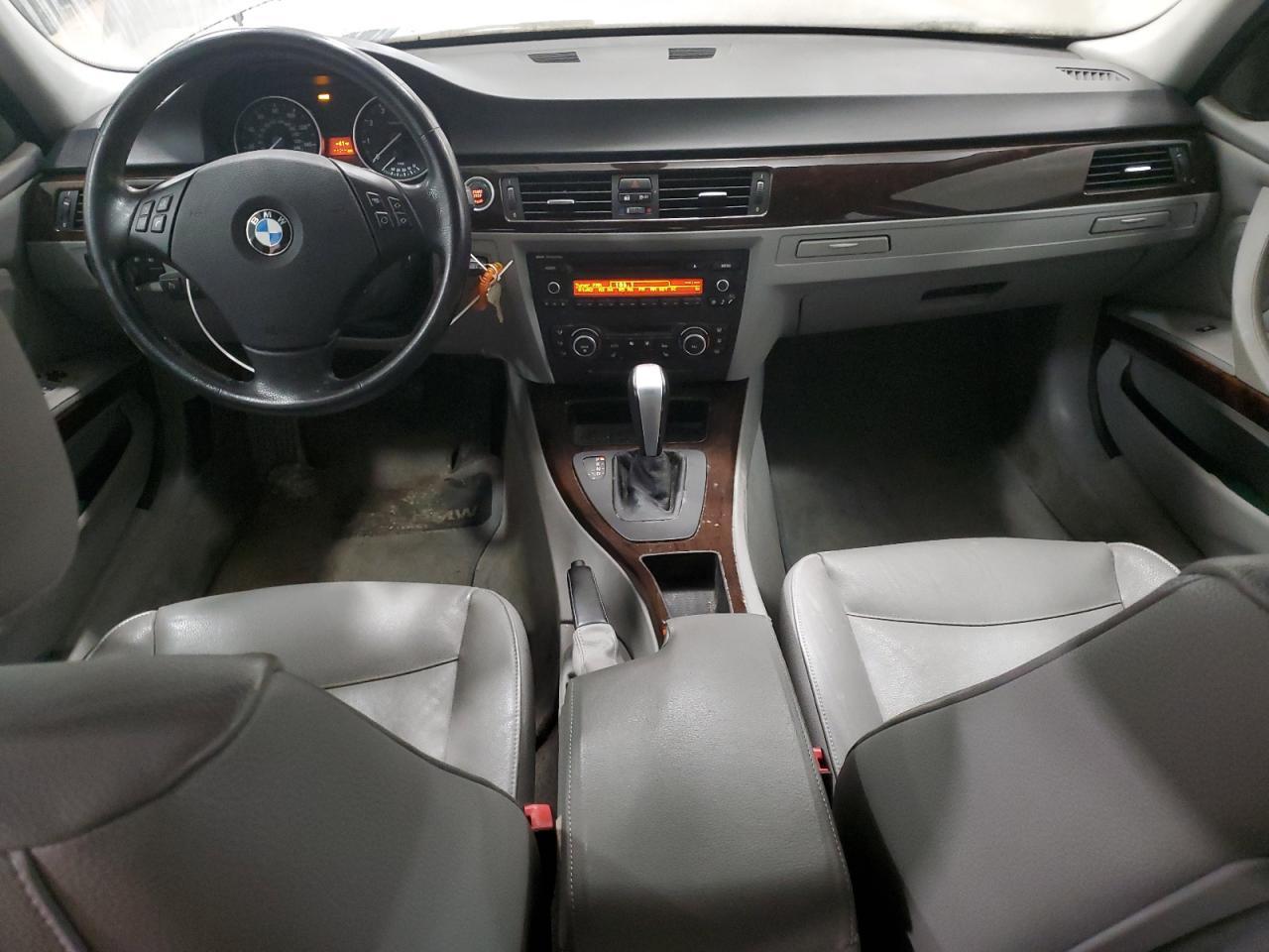 2011 BMW 3 SERIES