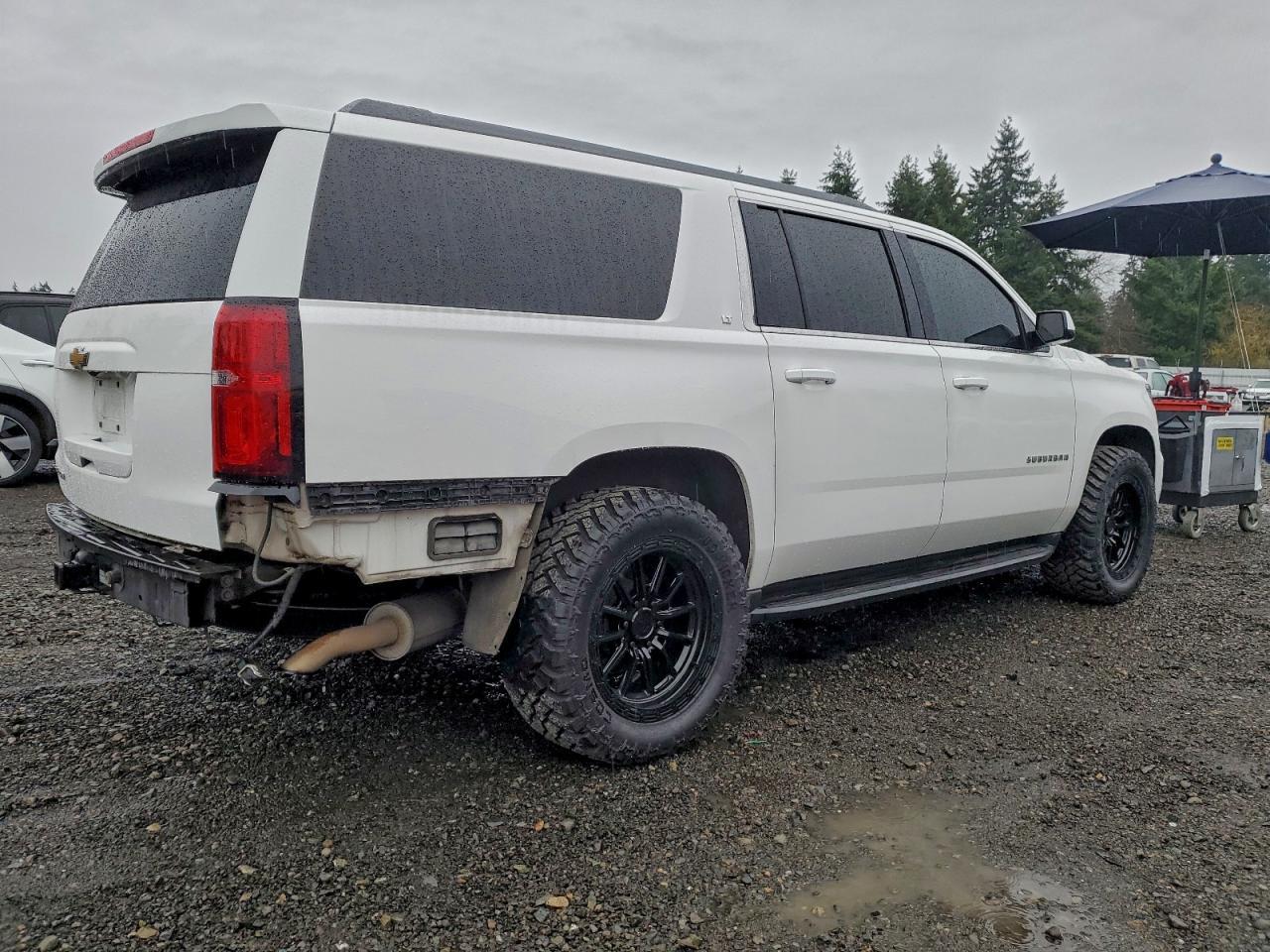 2015 CHEVROLET Suburban