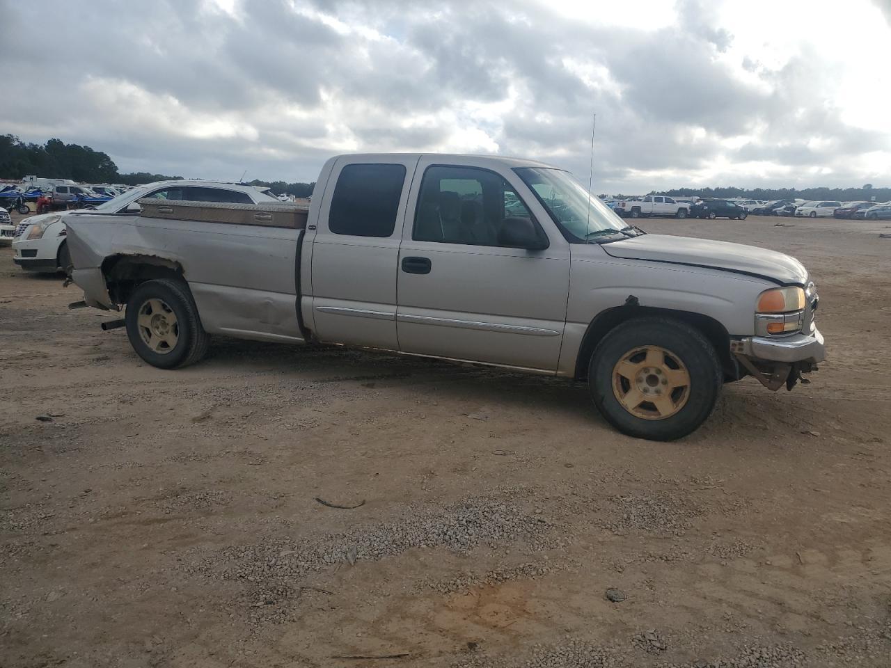 2005 GMC Sierra