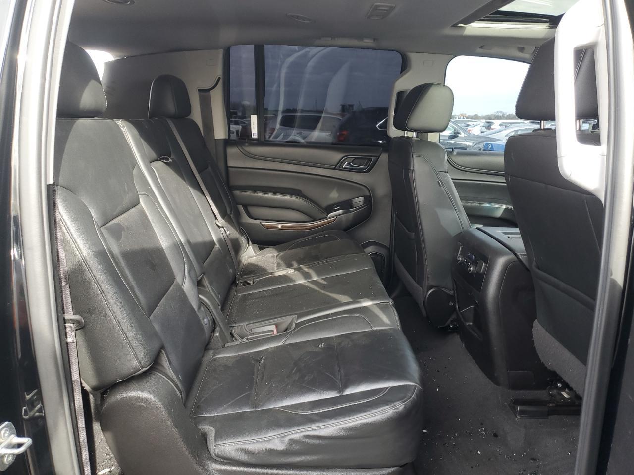 2020 CHEVROLET Suburban