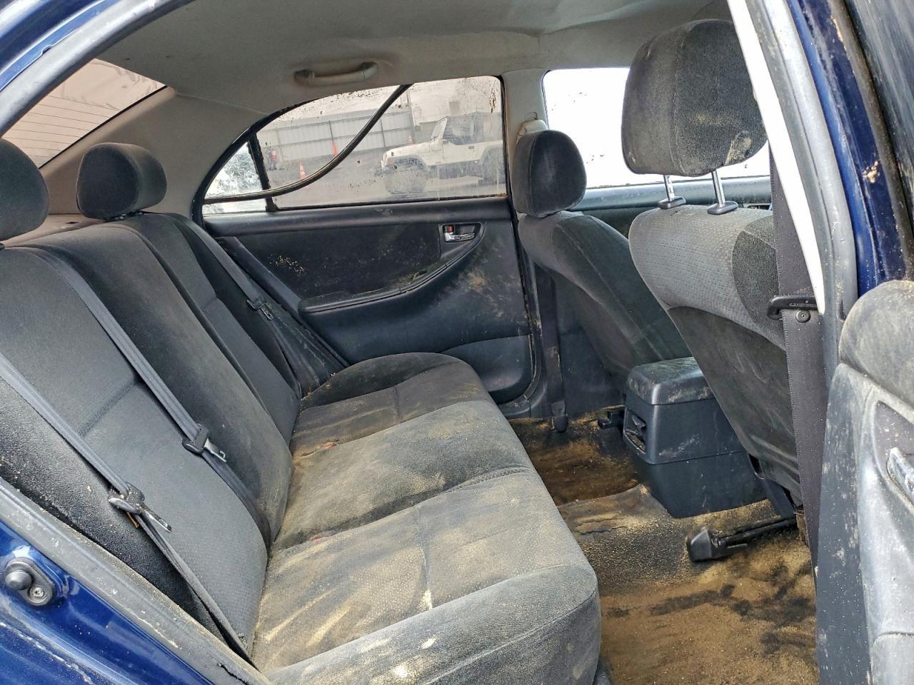 2004 TOYOTA COROLLA