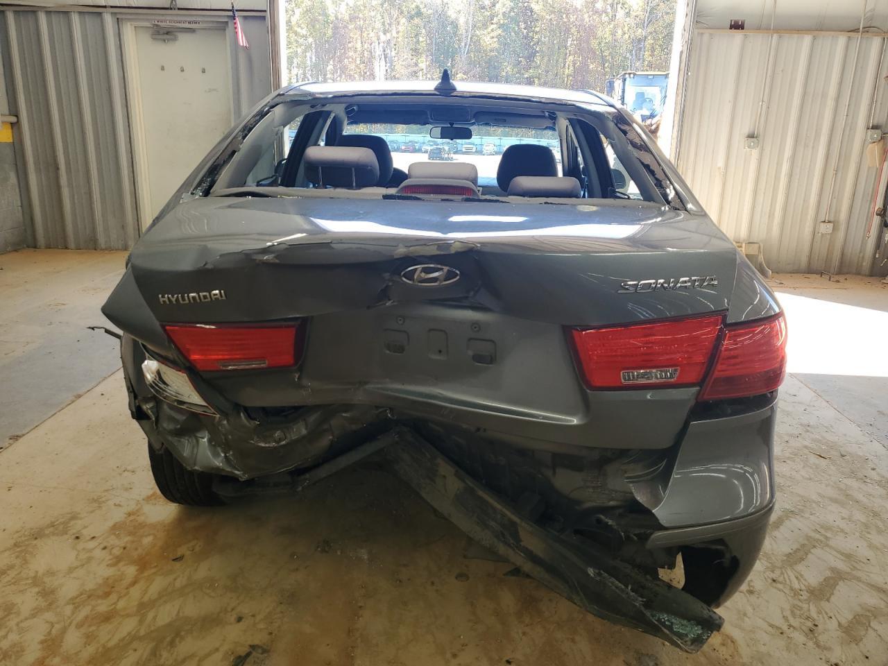 2010 HYUNDAI SONATA