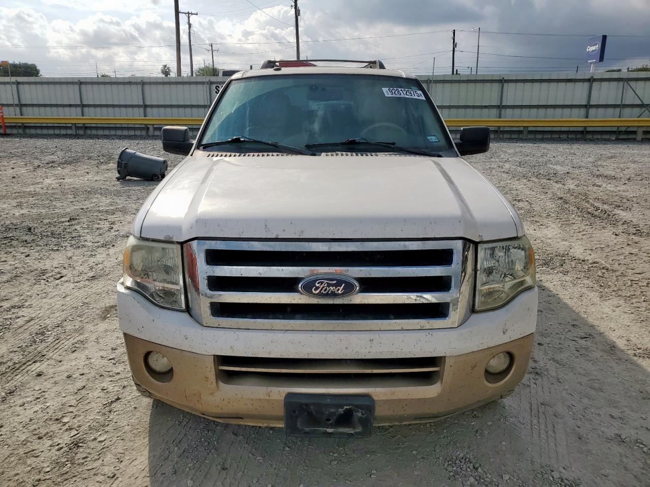 2013 FORD Expedition
