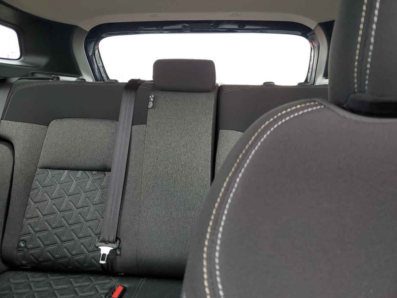 2025 NISSAN KICKS