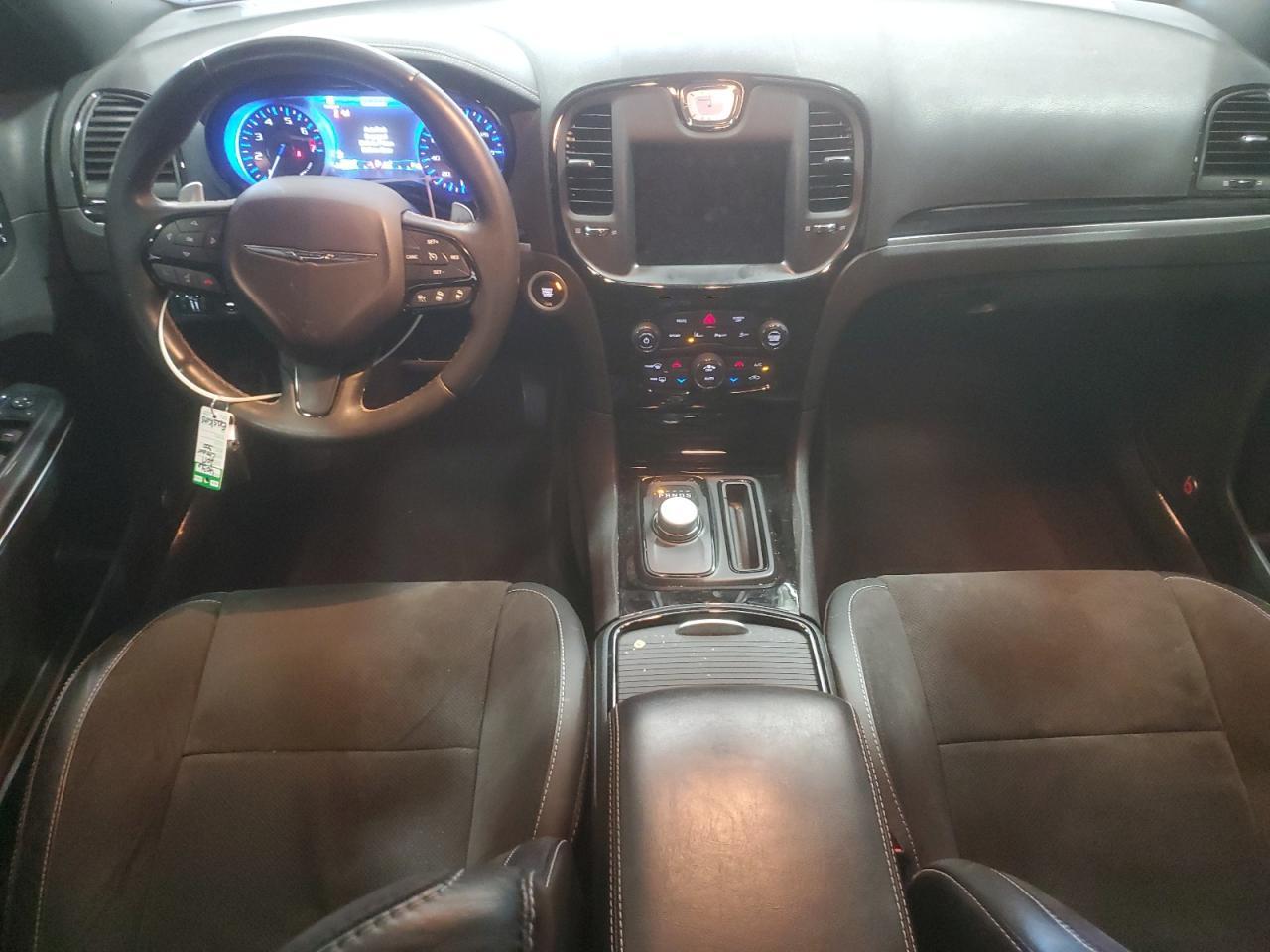 2017 CHRYSLER 300